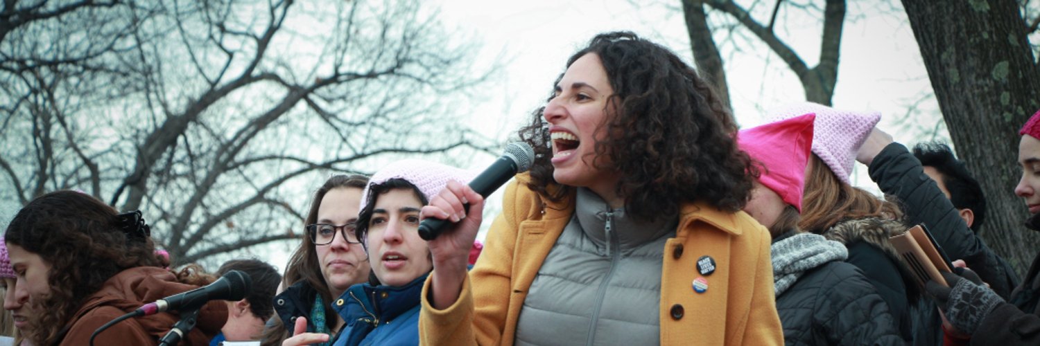 Liz Weinb supports Katjana for mayor