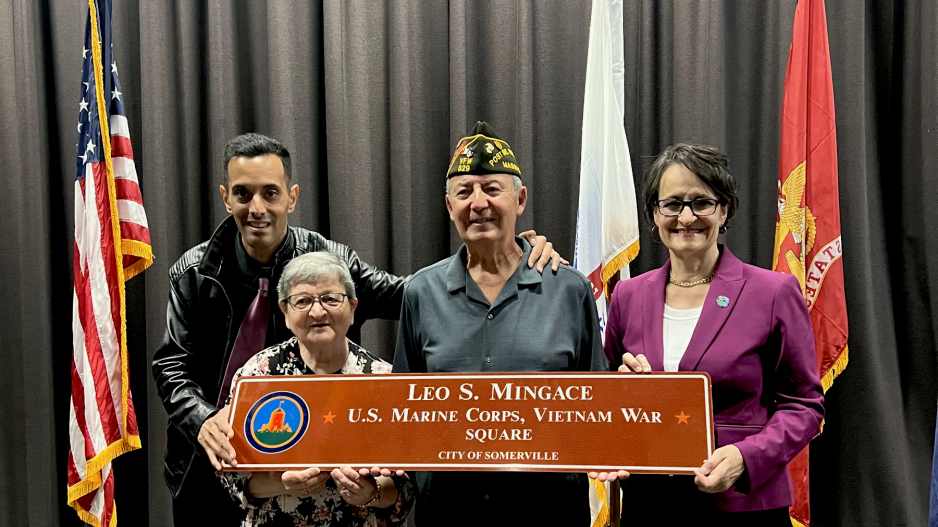 Katjana with Mingaces